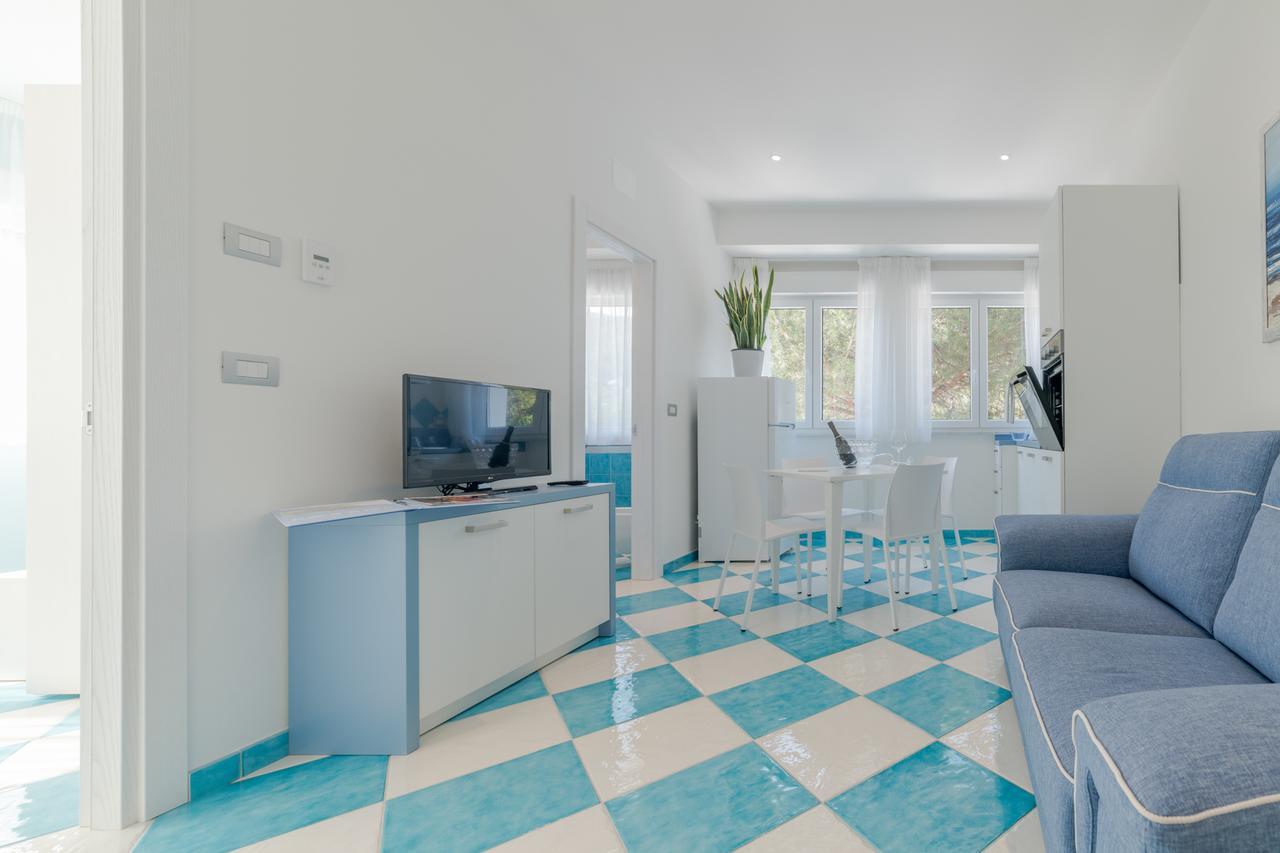La Conchiglia Apartments дева Марина Экстерьер фото